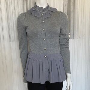 Twelve by Twelve Los Angeles Cordelia Gray Ruffled Button-Up Peplum Cardigan Med